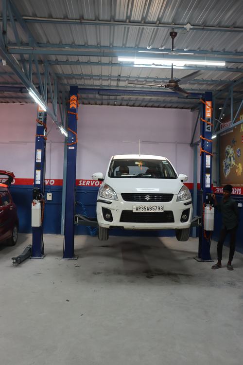 Maruti on Elevated Lift
